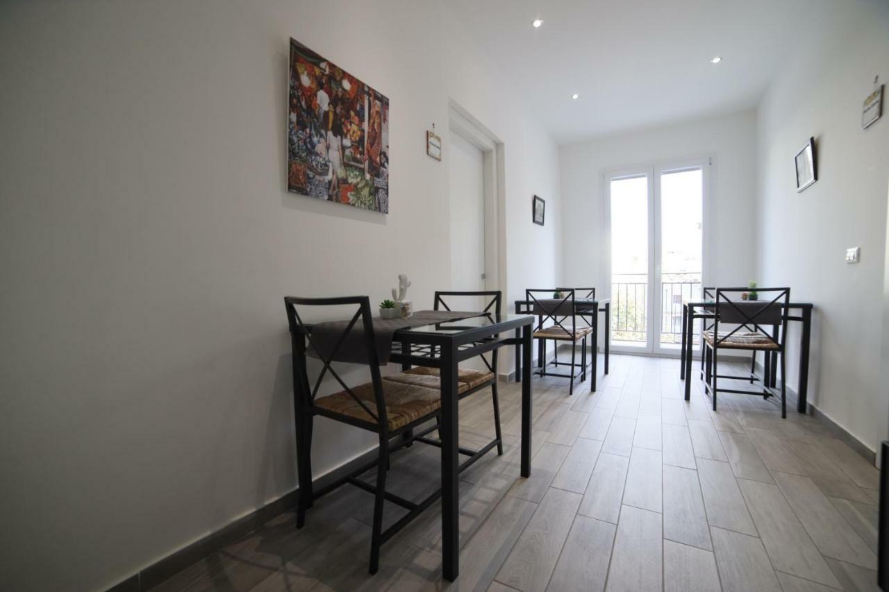 Cavour37 Rooms Palermo Esterno foto